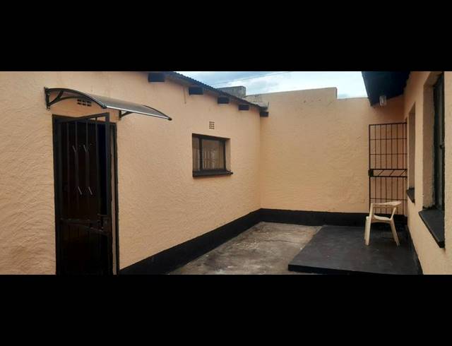 2 BEDROOM HOUSE FOR SALE IN PIMVILLE